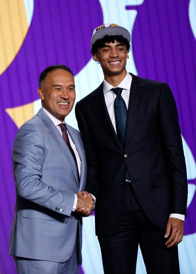 开云体育-湖人选秀日补进三位年轻人，可以看到他们的新方向