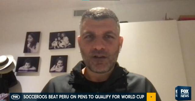 登录入口-赶上世界杯末班车 寒冬大清早疯狂庆祝的澳洲球迷