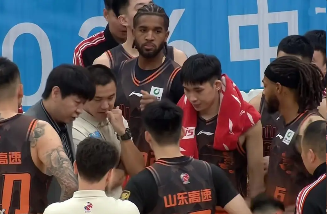 计划有变，准备夺冠？山东签NBA前雷霆新秀，球迷：这是个狠人